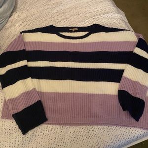 Cozy casual cropped sweater